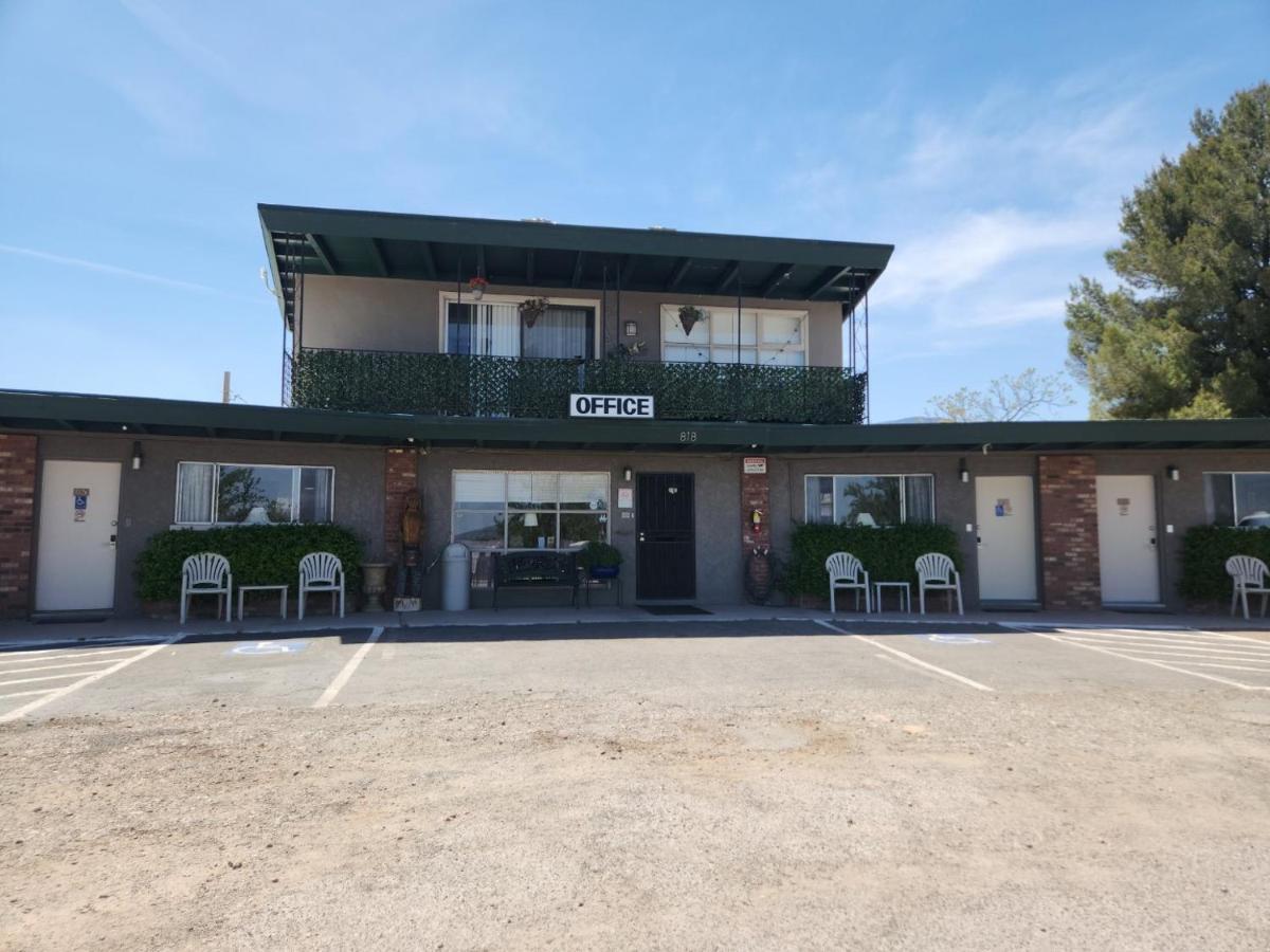 The View Motel Cottonwood Exterior photo